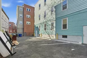 204 Washington St, Somerville, MA 02143 - Photo 18