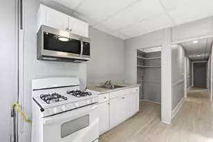 204 Washington St, Somerville, MA 02143 - Photo 2