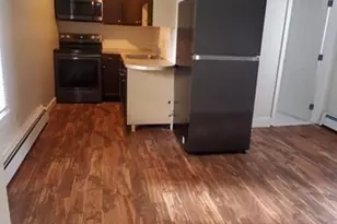 18 Barclay, Worcester, MA 01604 - Photo 2