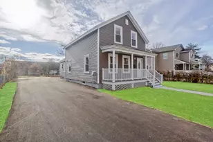 19 Quincy St, Springfield, MA 01109 - Photo 2