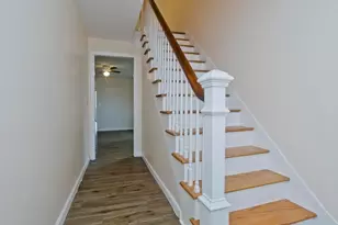 19 Quincy St, Springfield, MA 01109 - Photo 20