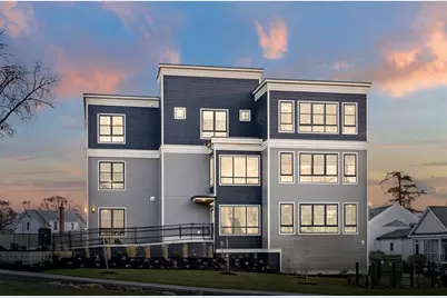 272 Lincoln St #301, Marlborough, MA 01752 - Photo 1