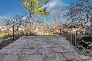 152 Stratford St, Boston, MA 02132 - Photo 40