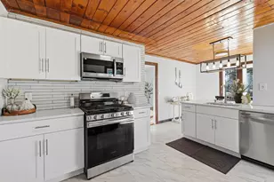 608 Plymouth St, Whitman, MA 02382 - Photo 20