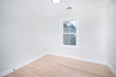 29 Dunford St, Providence, RI 02909 - Photo 18