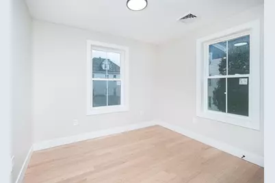 29 Dunford St, Providence, RI 02909 - Photo 16