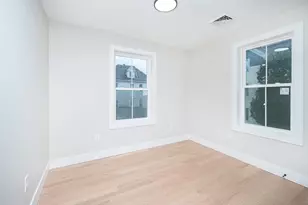 29 Dunford St, Providence, RI 02909 - Photo 16