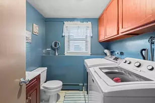 1 Mansfield Dr, Wakefield, MA 01880 - Photo 24