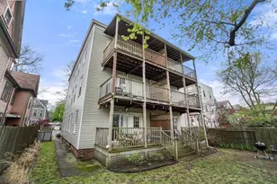 31 Regent St, Cambridge, MA 02140 - Photo 28