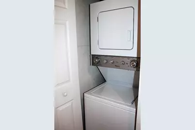 31 Regent St #3R, Cambridge, MA 02140 - Photo 26