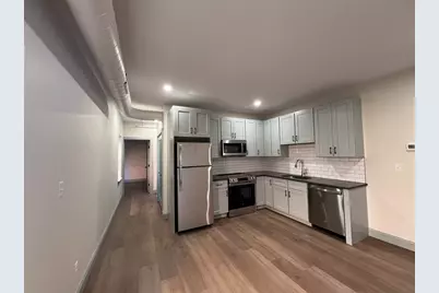 160 Seabury St #12, Fall River, MA 02720 - Photo 2