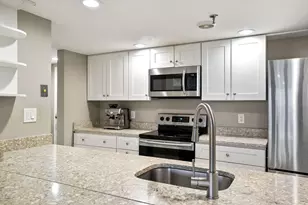 20 Webster St, Brookline, MA 02466 - Photo 10