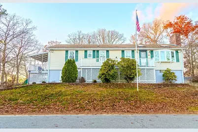 7 Roosevelt St, Wareham, MA 02571 - Photo 2