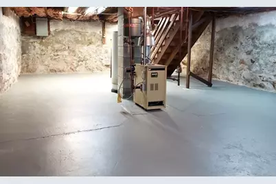 111 Howe St, Marlborough, MA 01752 - Photo 22