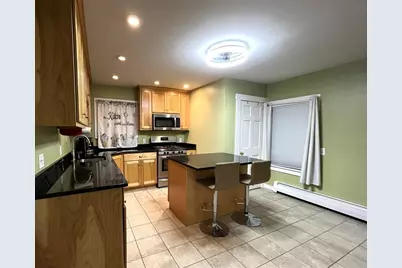 111 Howe St, Marlborough, MA 01752 - Photo 8