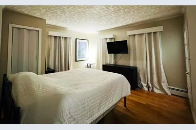 111 Howe St, Marlborough, MA 01752 - Photo 16