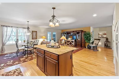 27 Russell Farm Dr #27, Methuen, MA 01844 - Photo 10