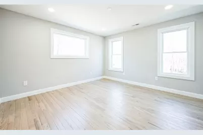 10 Falcon Dr, Shrewsbury, MA 01545 - Photo 32