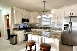 204 Roosevelt St, Fitchburg, MA 01420 - Photo 8