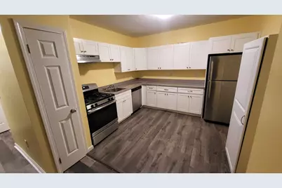 361 Hildreth Street #14, Lowell, MA 01850 - Photo 4