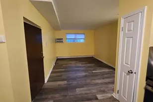 361 Hildreth St, Lowell, MA 01850 - Photo 8