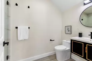 29 Cottage St, Newton, MA 02464 - Photo 26