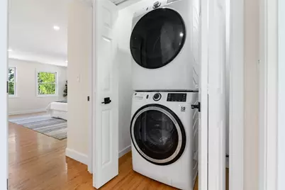 29 Cottage St #29, Newton, MA 02464 - Photo 14