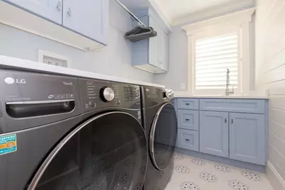 25 Cushing Ave, Hingham, MA 02043 - Photo 24