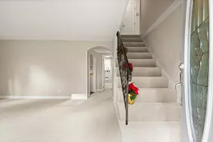 319 Pleasant St, Dunstable, MA 01827 - Photo 6