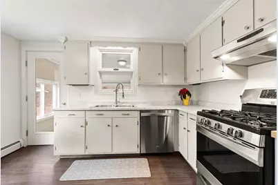 319 Pleasant St, Dunstable, MA 01827 - Photo 20