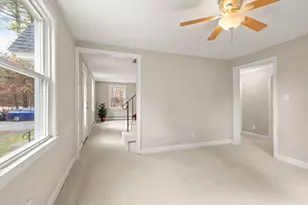 319 Pleasant St, Dunstable, MA 01827 - Photo 14