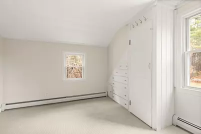 319 Pleasant St, Dunstable, MA 01827 - Photo 28