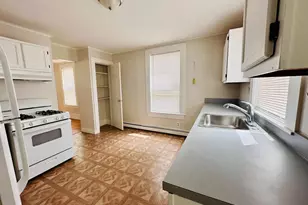 11 Derby St, Waltham, MA 02453 - Photo 10