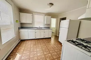 11 Derby St, Waltham, MA 02453 - Photo 8