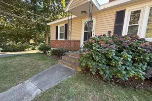 347 Ash St, Reading, MA 01867 - Photo 4