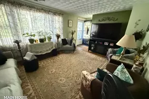 347 Ash St, Reading, MA 01867 - Photo 8