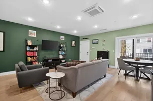 208 Spencer Ave, Chelsea, MA 02150 - Photo 4