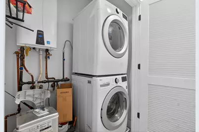 208 Spencer Ave #4, Chelsea, MA 02150 - Photo 16