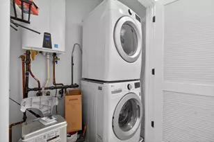 208 Spencer Ave, Chelsea, MA 02150 - Photo 16