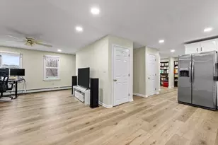 13 Plain St, Upton, MA 01568 - Photo 12