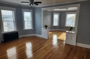 1 Plantation St, Worcester, MA 01604 - Photo 2