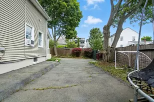48 Tapped St, Everett, MA 02149 - Photo 22