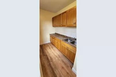 17 Arlington St #1, Worcester, MA 01604 - Photo 6