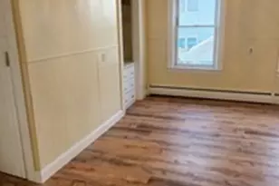 17 Arlington St, Worcester, MA 01604 - Photo 2