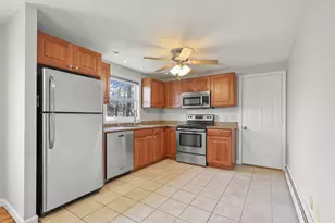 45 Pequot Rd, Mashpee, MA 02469 - Photo 6