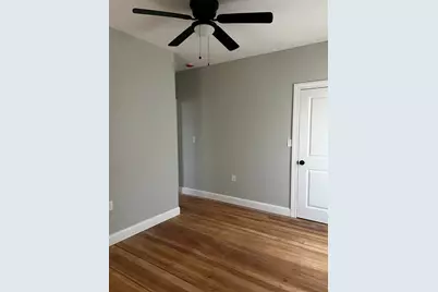 2039 Pleasant St #2, Fall River, MA 02723 - Photo 10