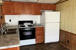 36 Catherine Dr, Attleboro, MA 02703 - Photo 6