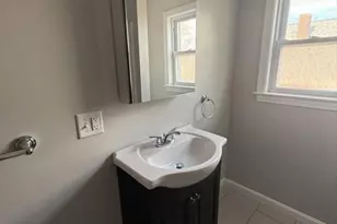 629 Highland, Fall River, MA 02720 - Photo 6