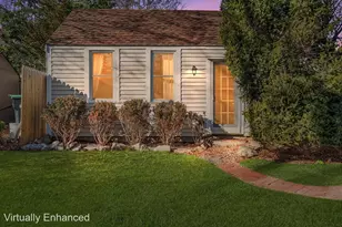 29 Cottage St, Wellesley, MA 02482 - Photo 32