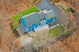 39 Desimone Dr, Marlborough, MA 01752 - Photo 1